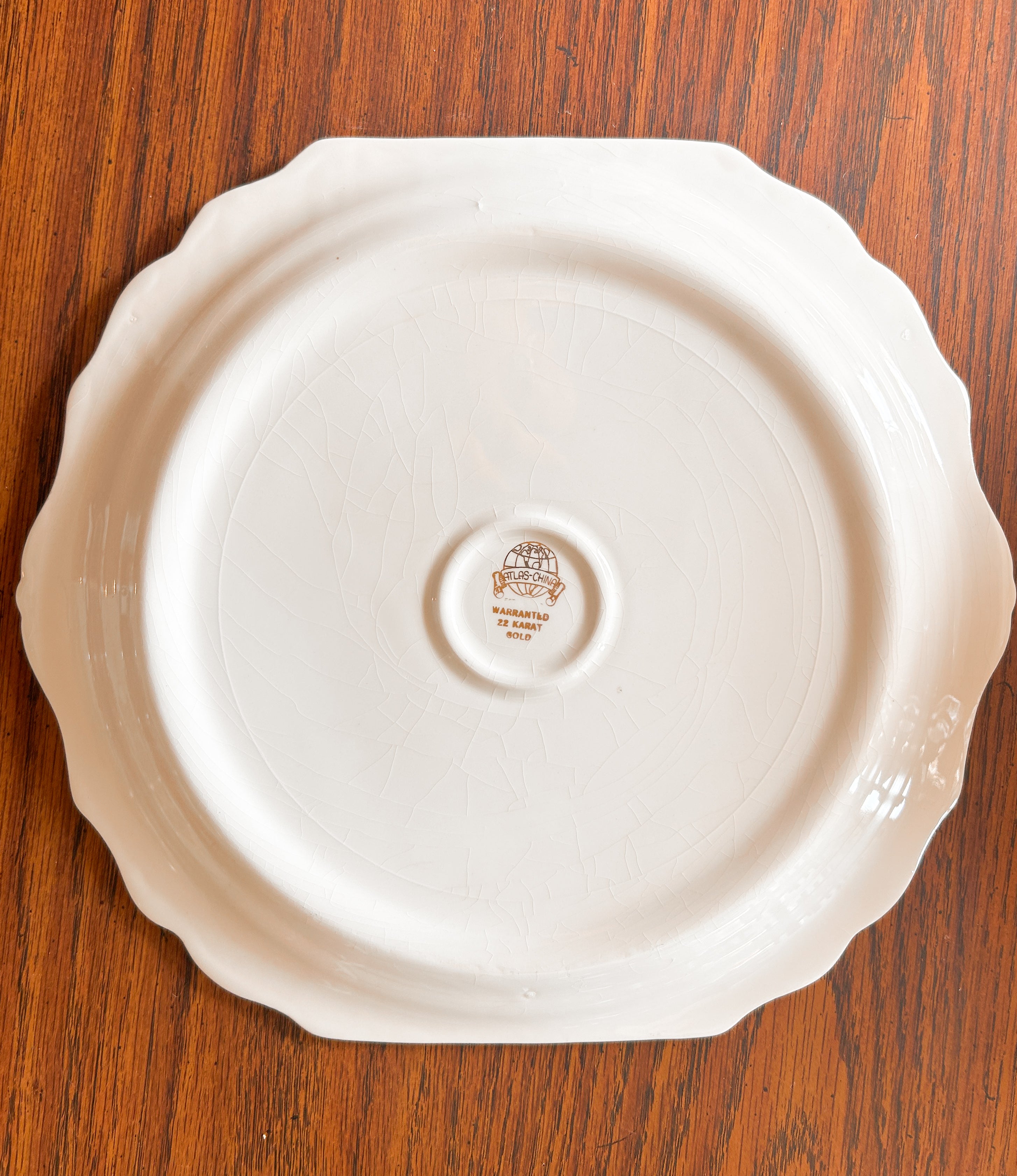 Scalloped Vintage Chantilly Dinner Plate by Sebring Pottery 12”