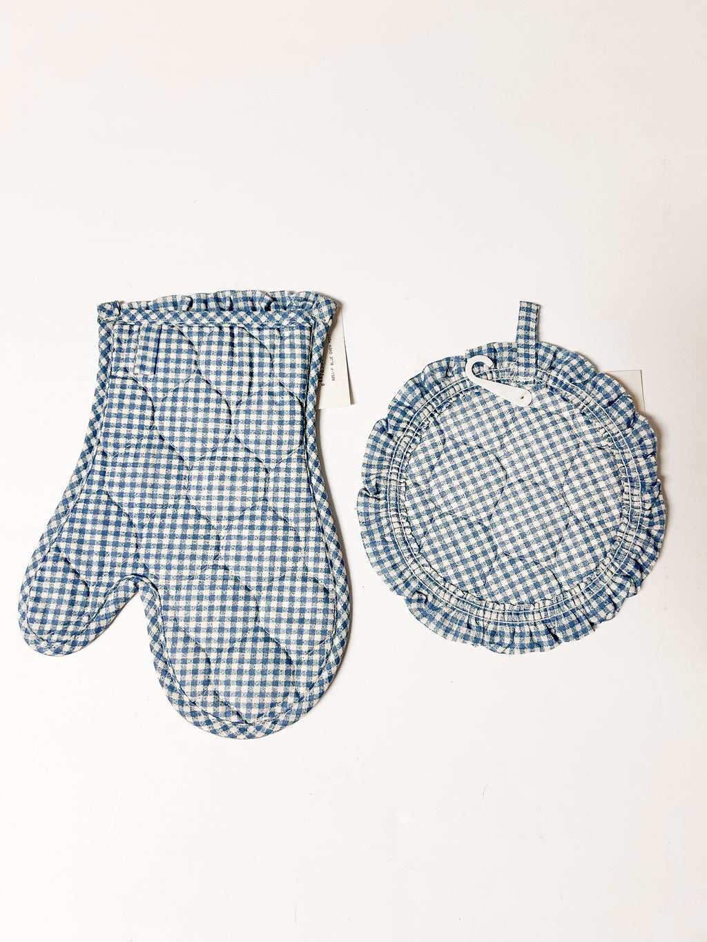 Kitchen Corner Oven Mitt & Pot Holder
