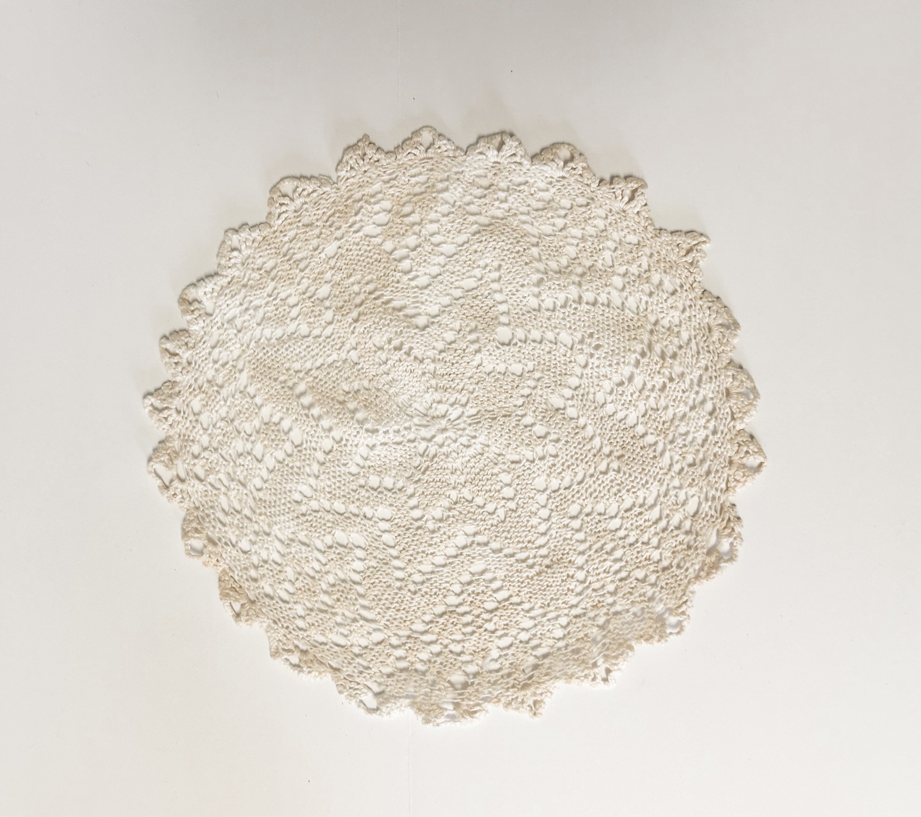 White Doily ￼