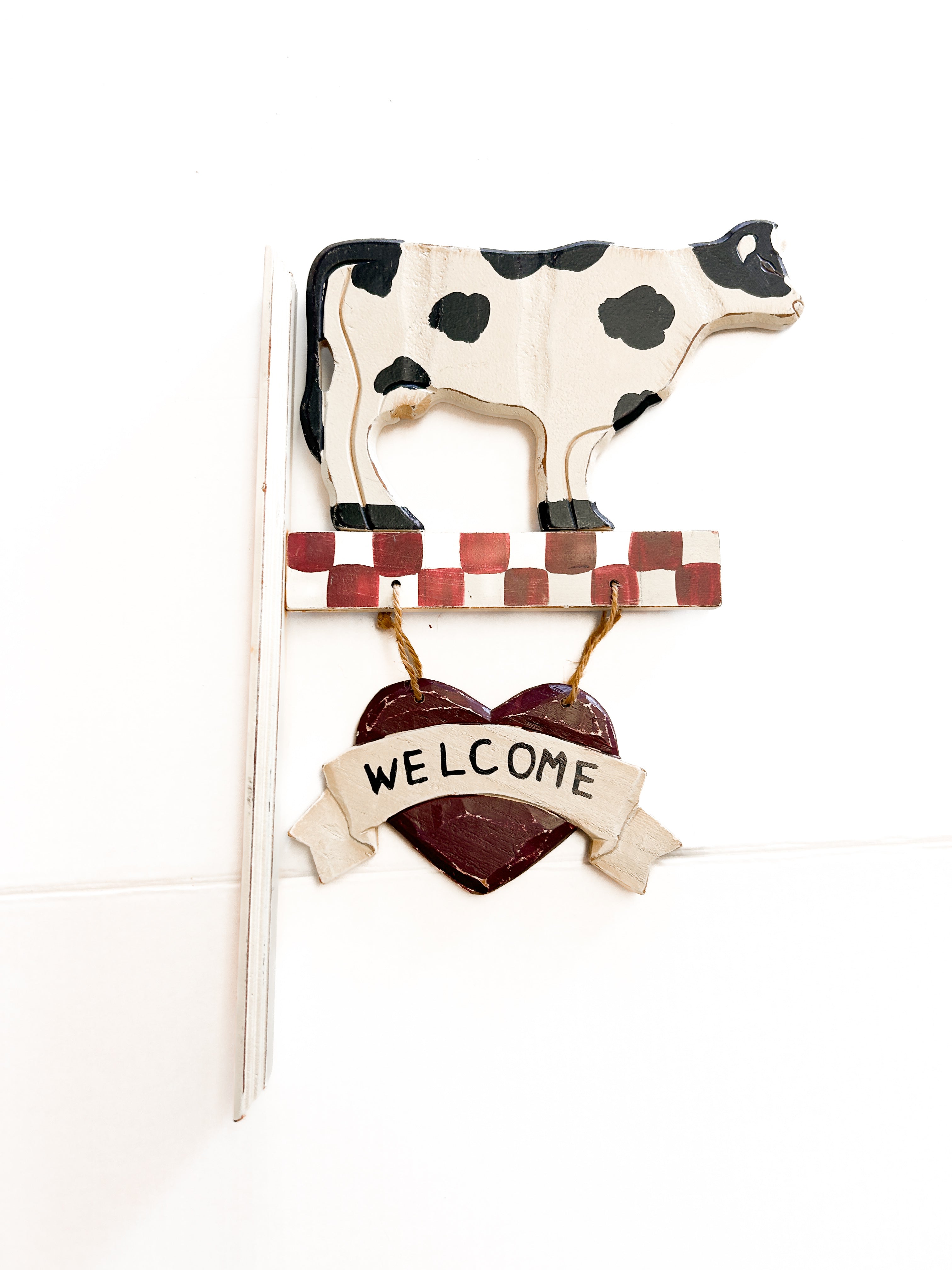 Cow Welcome Sign