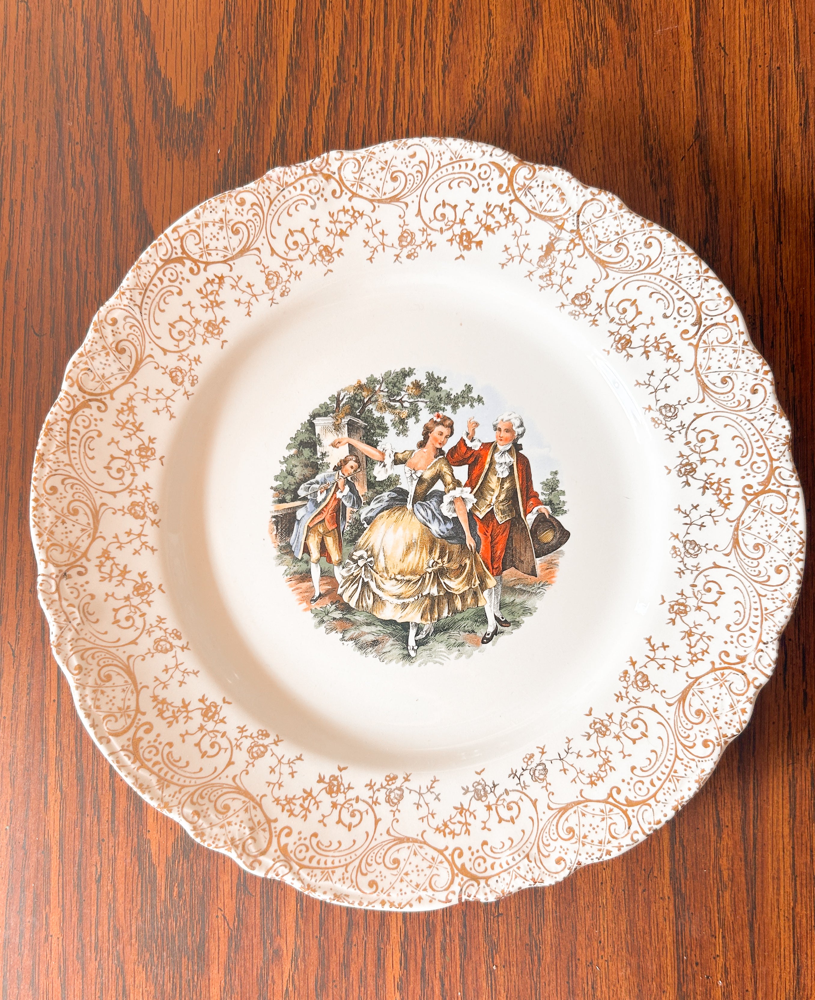Vintage Chantilly Dinner Plate by Sebring Pottery 10"