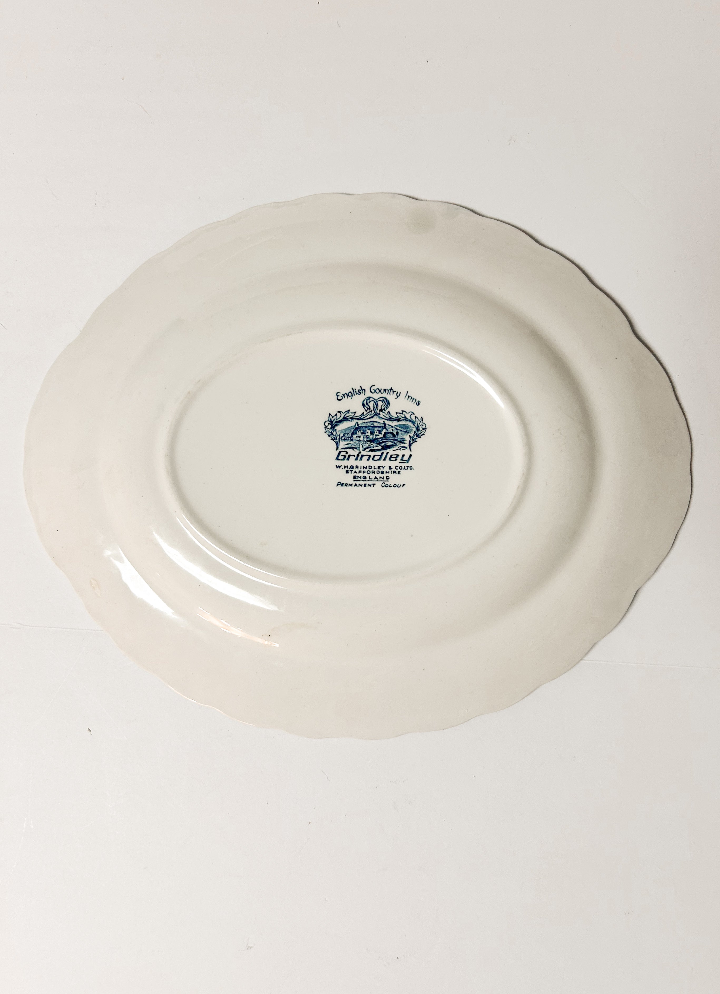 Grindley English Country Inns Plate